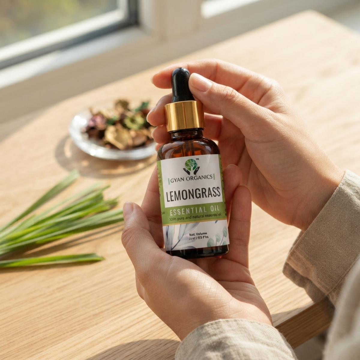 Lemongrass Essential oil